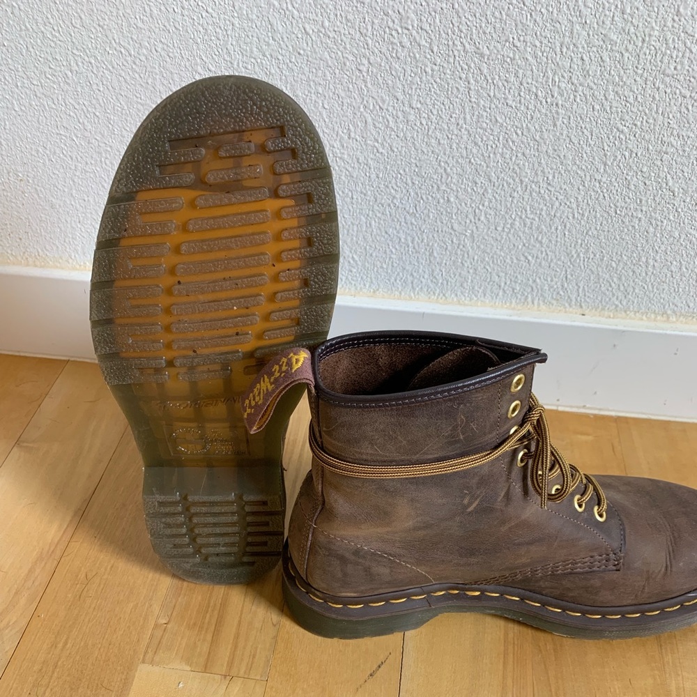 Dr Martens men’s size 9